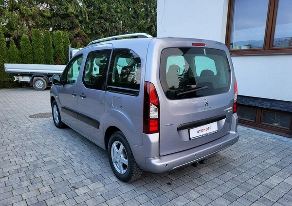 Peugeot Partner cena 41500 przebieg: 165000, rok produkcji 2016 z Lwówek Śląski małe 121